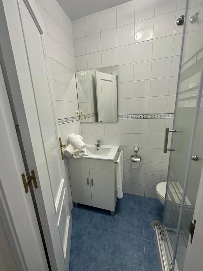 Apartamentos Don Diego La Carihuela Torremolinos Bagian luar foto